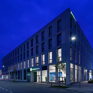 Express - By Ihg Řezno